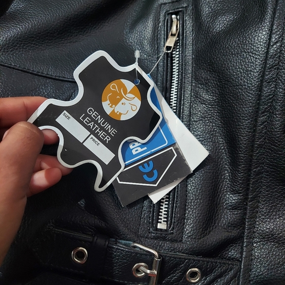 Motorcycle leather jacket - Picture 10 of 12